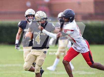 Thumbnail 3 in Greer vs Hillcrest (The Greer Gridiron Classic) photogallery.