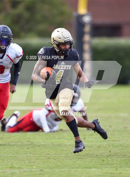 Thumbnail 1 in Greer vs Hillcrest (The Greer Gridiron Classic) photogallery.