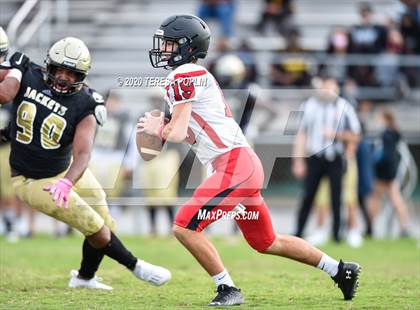 Thumbnail 1 in Greer vs Hillcrest (The Greer Gridiron Classic) photogallery.