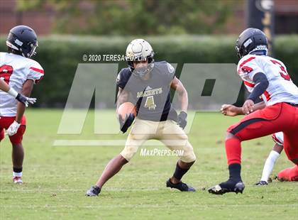 Thumbnail 3 in Greer vs Hillcrest (The Greer Gridiron Classic) photogallery.