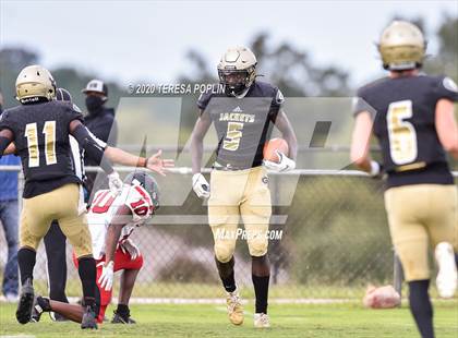 Thumbnail 1 in Greer vs Hillcrest (The Greer Gridiron Classic) photogallery.