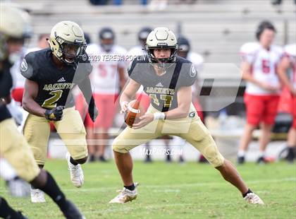 Thumbnail 3 in Greer vs Hillcrest (The Greer Gridiron Classic) photogallery.