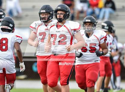 Thumbnail 3 in Greer vs Hillcrest (The Greer Gridiron Classic) photogallery.