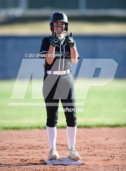 Thumbnail 2 in Fossil Ridge @ Broomfield photogallery.