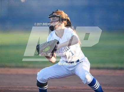 Thumbnail 1 in Fossil Ridge @ Broomfield photogallery.