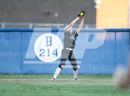 Thumbnail 2 in Fossil Ridge @ Broomfield photogallery.