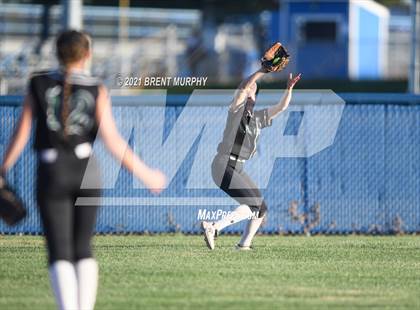 Thumbnail 2 in Fossil Ridge @ Broomfield photogallery.