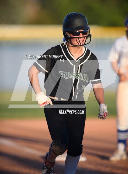 Thumbnail 1 in Fossil Ridge @ Broomfield photogallery.