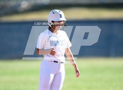 Thumbnail 1 in Fossil Ridge @ Broomfield photogallery.