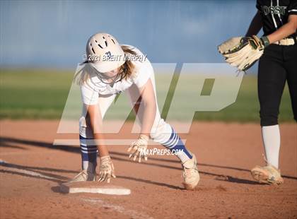 Thumbnail 1 in Fossil Ridge @ Broomfield photogallery.
