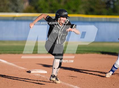Thumbnail 3 in Fossil Ridge @ Broomfield photogallery.