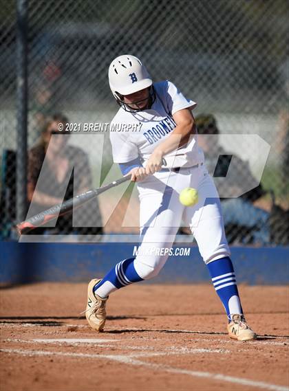 Thumbnail 1 in Fossil Ridge @ Broomfield photogallery.