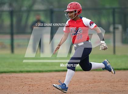 Thumbnail 2 in Hillsboro @ Life Waxahachie photogallery.