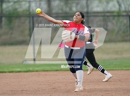 Thumbnail 2 in Hillsboro @ Life Waxahachie photogallery.