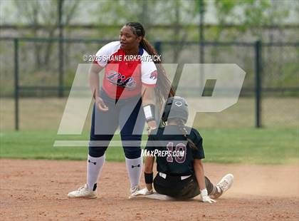 Thumbnail 1 in Hillsboro @ Life Waxahachie photogallery.
