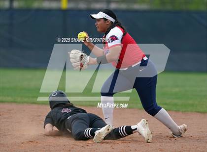 Thumbnail 1 in Hillsboro @ Life Waxahachie photogallery.