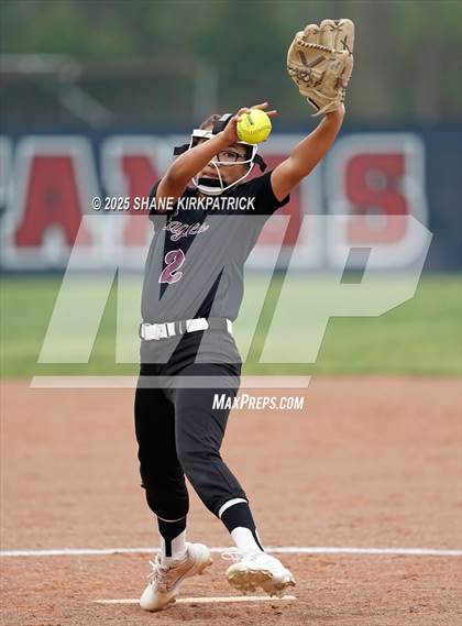 Thumbnail 1 in Hillsboro @ Life Waxahachie photogallery.