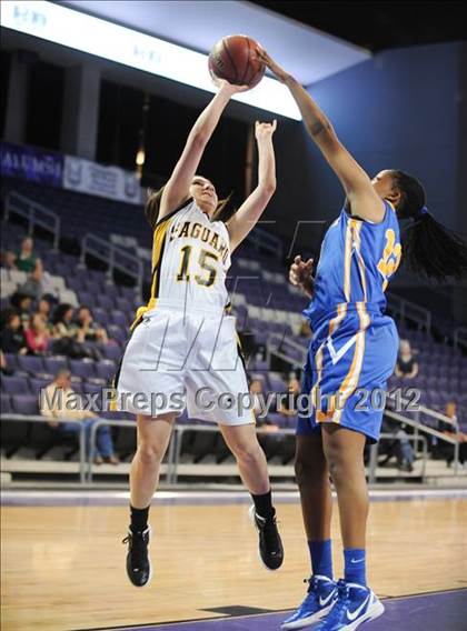 Thumbnail 1 in Saguaro vs. Palo Verde (AIA D2 Quarterfinals) photogallery.