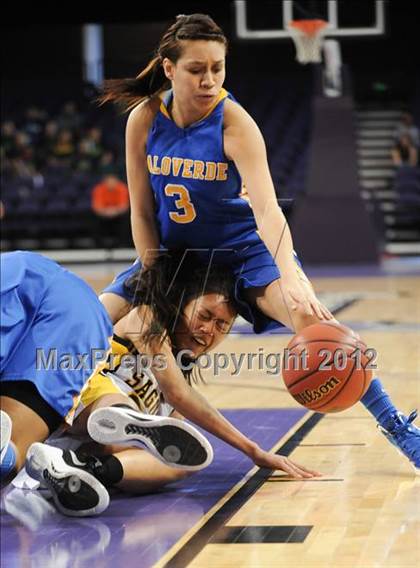 Thumbnail 2 in Saguaro vs. Palo Verde (AIA D2 Quarterfinals) photogallery.