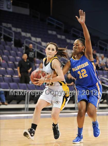 Thumbnail 1 in Saguaro vs. Palo Verde (AIA D2 Quarterfinals) photogallery.
