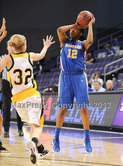 Thumbnail 1 in Saguaro vs. Palo Verde (AIA D2 Quarterfinals) photogallery.