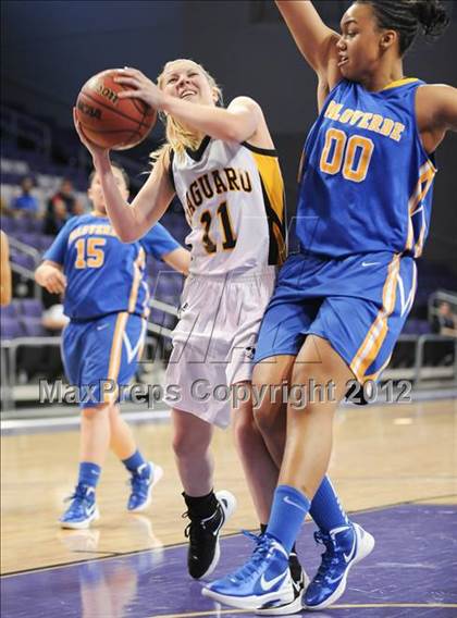 Thumbnail 1 in Saguaro vs. Palo Verde (AIA D2 Quarterfinals) photogallery.