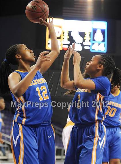 Thumbnail 2 in Saguaro vs. Palo Verde (AIA D2 Quarterfinals) photogallery.