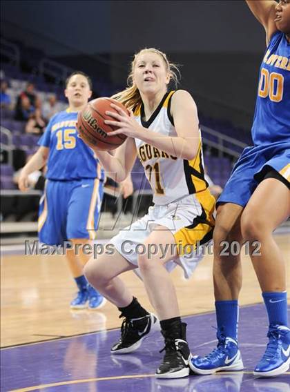 Thumbnail 3 in Saguaro vs. Palo Verde (AIA D2 Quarterfinals) photogallery.