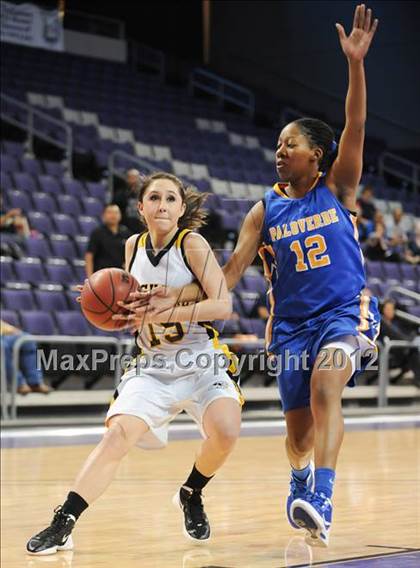 Thumbnail 2 in Saguaro vs. Palo Verde (AIA D2 Quarterfinals) photogallery.