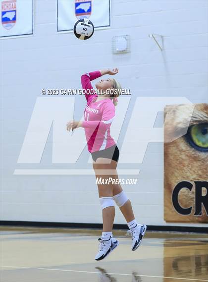 Thumbnail 3 in White Oak @ Croatan photogallery.