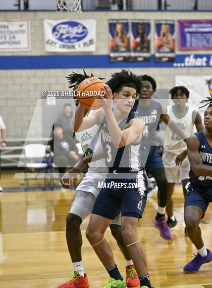 Thumbnail 1 in Tampa Catholic vs University Christian. (SunBash Tourney) photogallery.