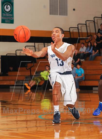 Thumbnail 2 in Mansfield Summit vs Kingwood (McDonald's Texas Invitational) photogallery.