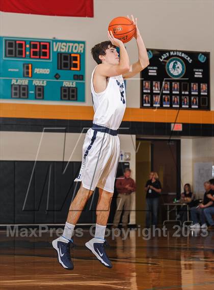 Thumbnail 1 in Mansfield Summit vs Kingwood (McDonald's Texas Invitational) photogallery.