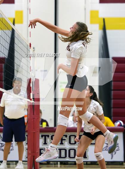 Thumbnail 2 in Honeoye Falls-Lima @ Mendon photogallery.