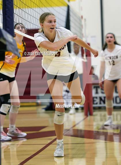 Thumbnail 2 in Honeoye Falls-Lima @ Mendon photogallery.