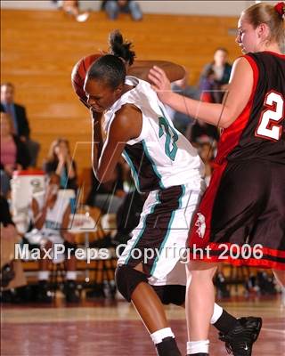 Thumbnail 2 in Lincoln vs. Sheldon (Section Playoffs) photogallery.