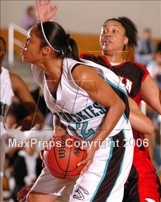 Thumbnail 3 in Lincoln vs. Sheldon (Section Playoffs) photogallery.