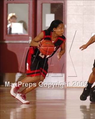Thumbnail 2 in Lincoln vs. Sheldon (Section Playoffs) photogallery.