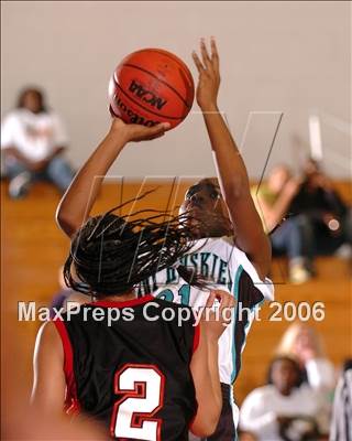 Thumbnail 3 in Lincoln vs. Sheldon (Section Playoffs) photogallery.
