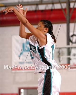 Thumbnail 1 in Lincoln vs. Sheldon (Section Playoffs) photogallery.