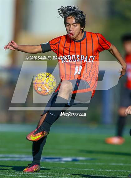 Thumbnail 3 in St. Genevieve vs The Palmdale Aerospace Academy (Sierra Canyon Tournament) photogallery.