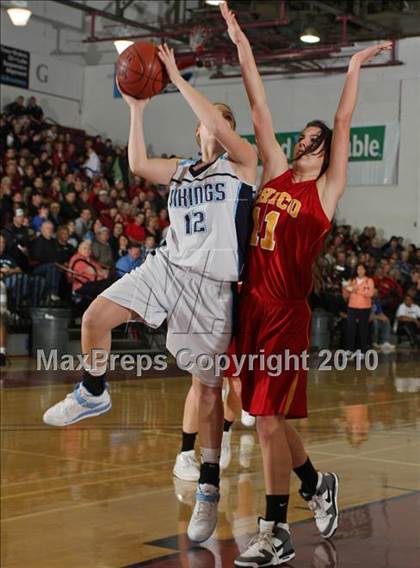 Thumbnail 3 in Pleasant Valley vs. Chico (CIF NS D2 Final) photogallery.