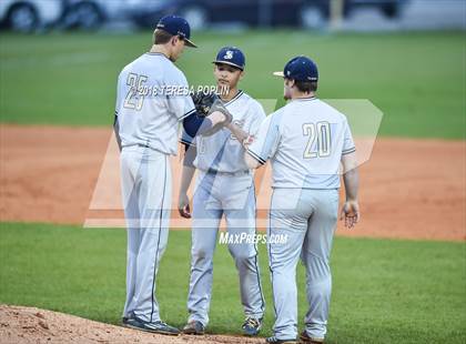 Thumbnail 2 in Spartanburg @ Mann (SCHSL AAAAA District 1 Playoff, Game 1) photogallery.