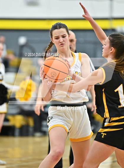 Thumbnail 3 in Thompson Valley vs Green Mountain photogallery.