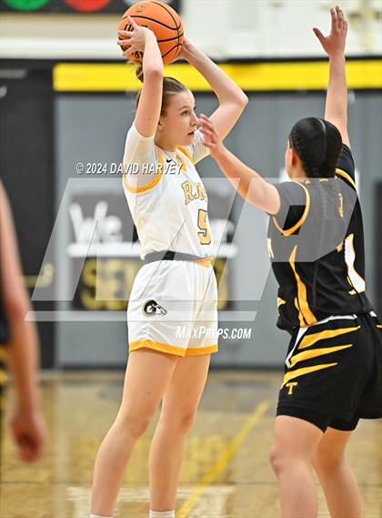 Thumbnail 3 in Thompson Valley vs Green Mountain photogallery.