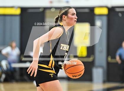 Thumbnail 3 in Thompson Valley vs Green Mountain photogallery.