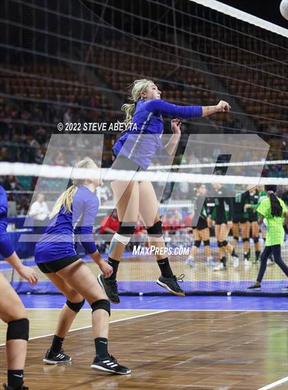 Thumbnail 3 in Denver Christian vs. Sanford (CHSAA 2A 1st Round) photogallery.