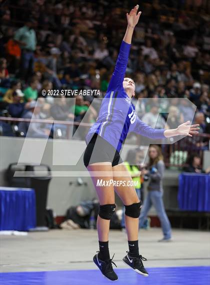 Thumbnail 2 in Denver Christian vs. Sanford (CHSAA 2A 1st Round) photogallery.