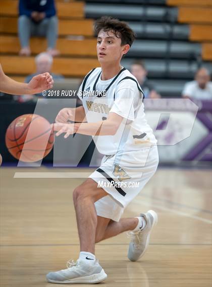 Thumbnail 3 in Murrieta Mesa vs. Westview photogallery.