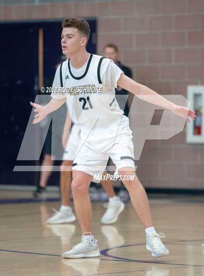 Thumbnail 2 in Murrieta Mesa vs. Westview photogallery.
